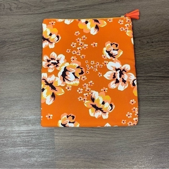 Rachel Pally Orange Zahara Floral Reversible Fold Over Clutch - Picture 2 of 6